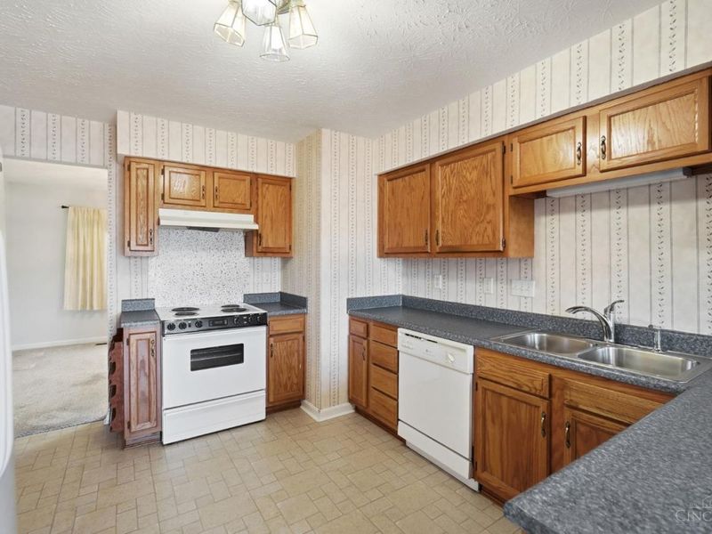 9865 Seward Road, Fairfield, OH 45014 Photo 10
