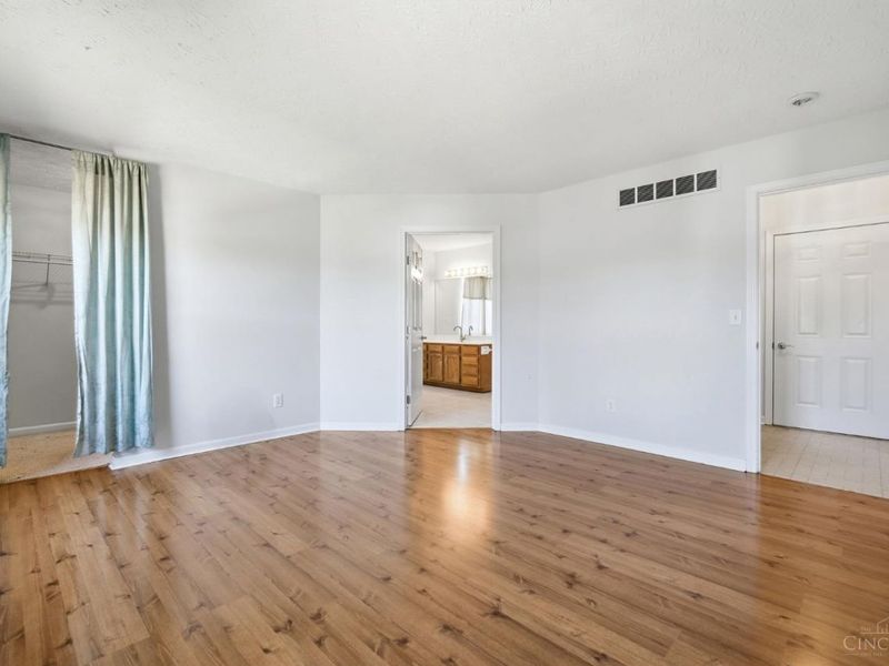 9865 Seward Road, Fairfield, OH 45014 Photo 18