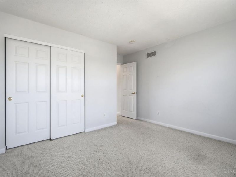 9865 Seward Road, Fairfield, OH 45014 Photo 27