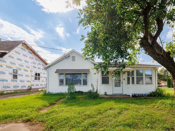 110 N Main Street , Morocco, IN 47963