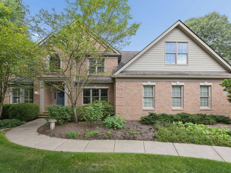 358 Bryn Du Drive, Granville, OH 43023 Photo 1