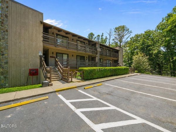 1081 Cove Rd, Sevierville, TN 37876
