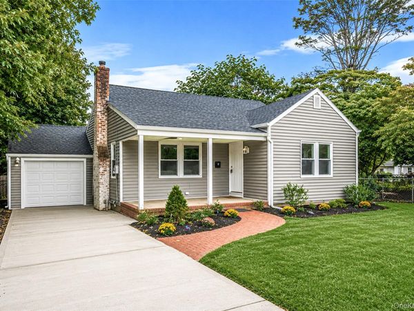 2 Storey Avenue , Central Islip, NY 11722