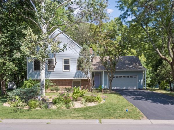 11110 39th Avenue N, Plymouth, MN 55441