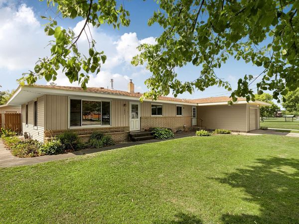 1051 37th Avenue N, Saint Cloud, MN 56303