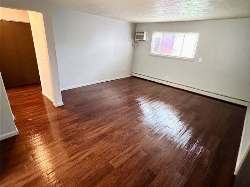 815 Moyer Avenue, Unit 1, Boardman, OH 44512 Photo 5