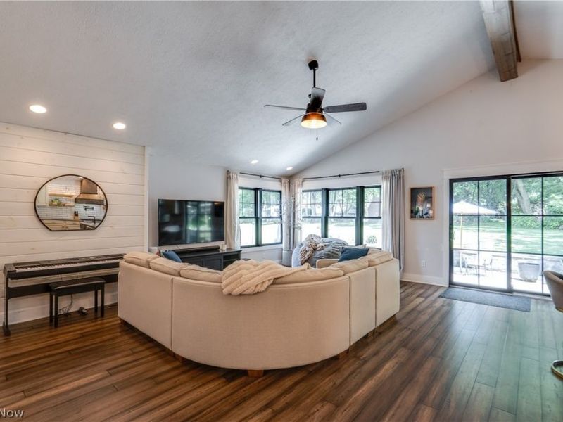 5560 East Boulevard NW, Canton, OH 44718 Photo 15