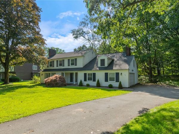 26 Rippingale Road , Pittsford, NY 14534