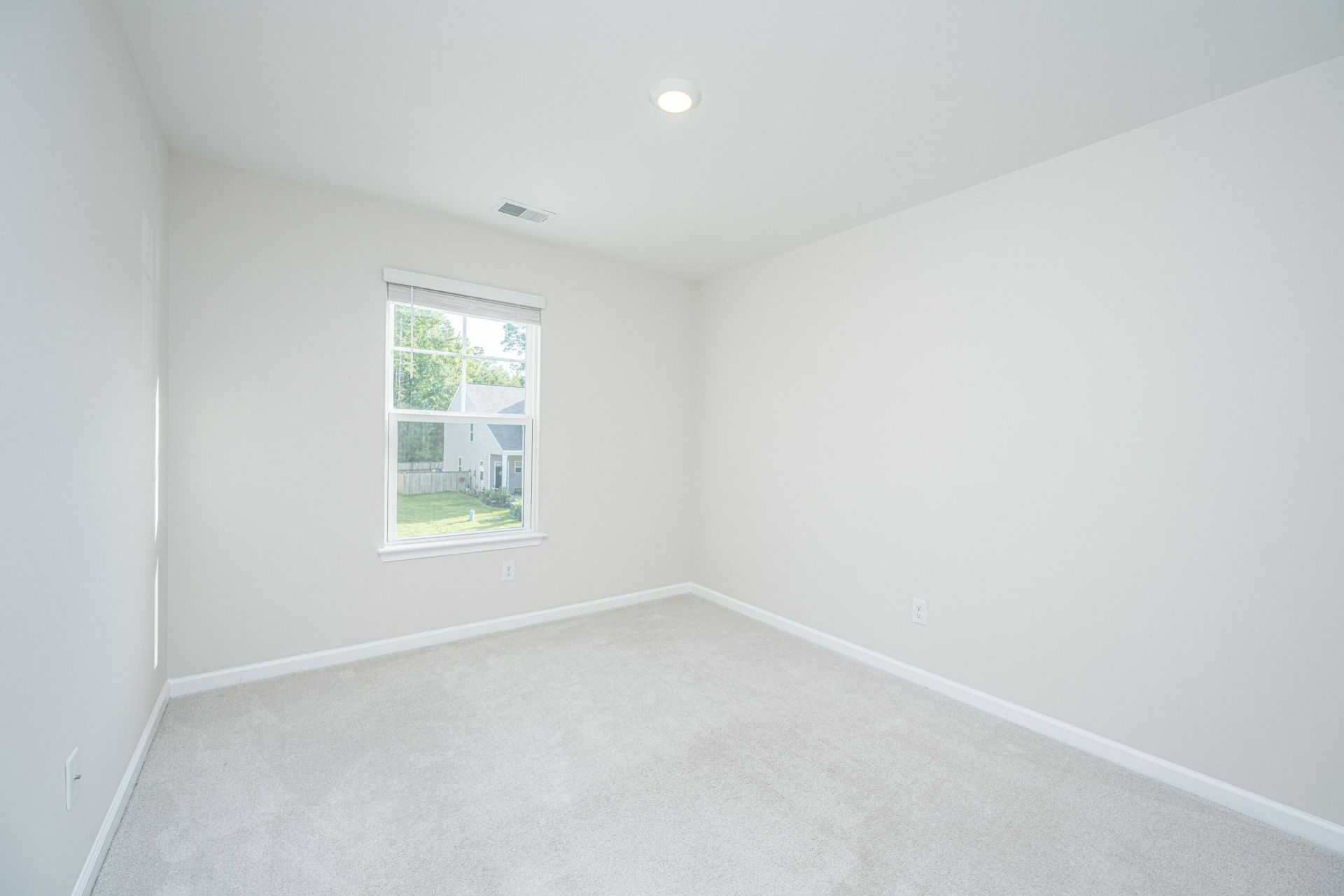 126 Lagoona Drive Photo 16