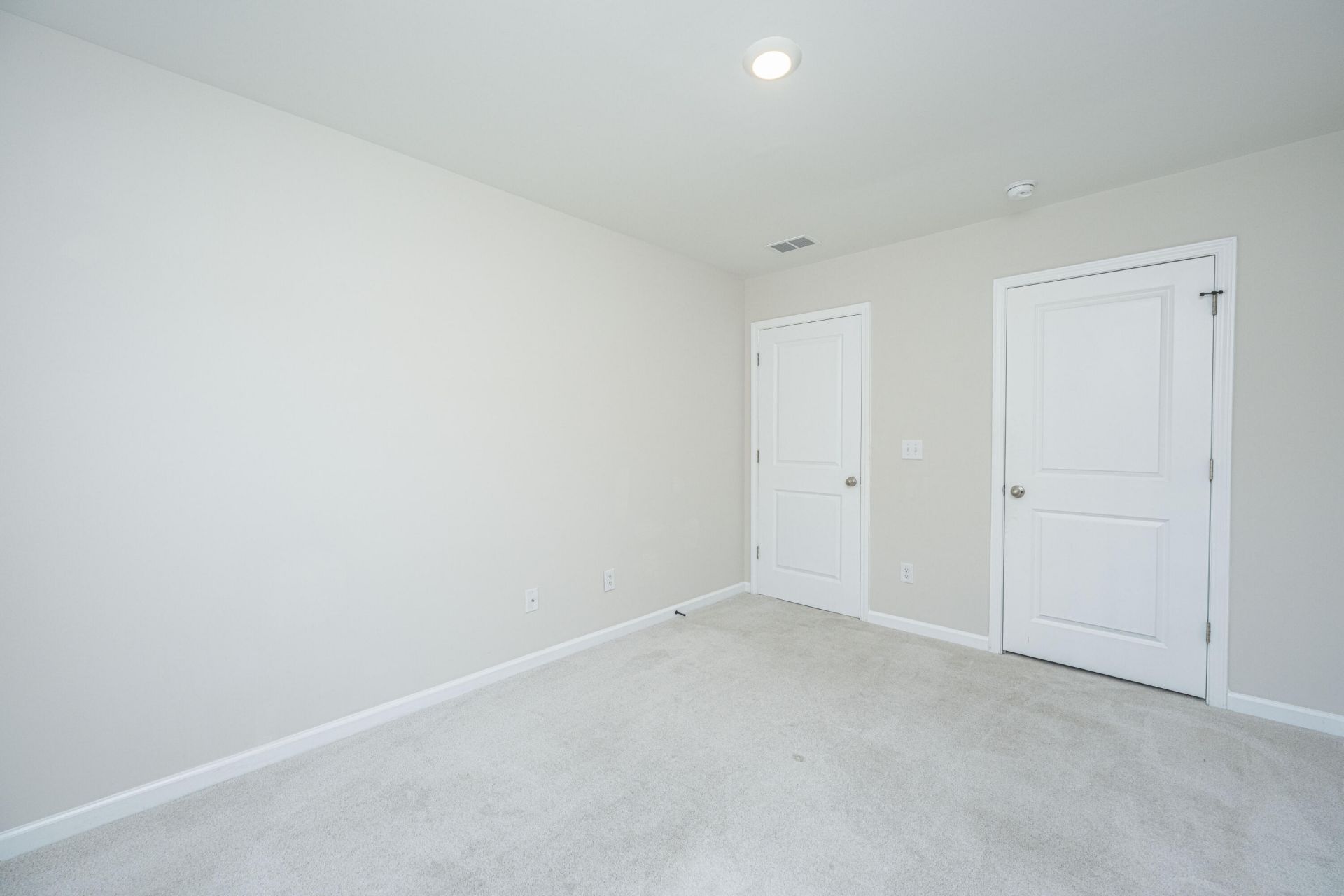 126 Lagoona Drive Photo 17