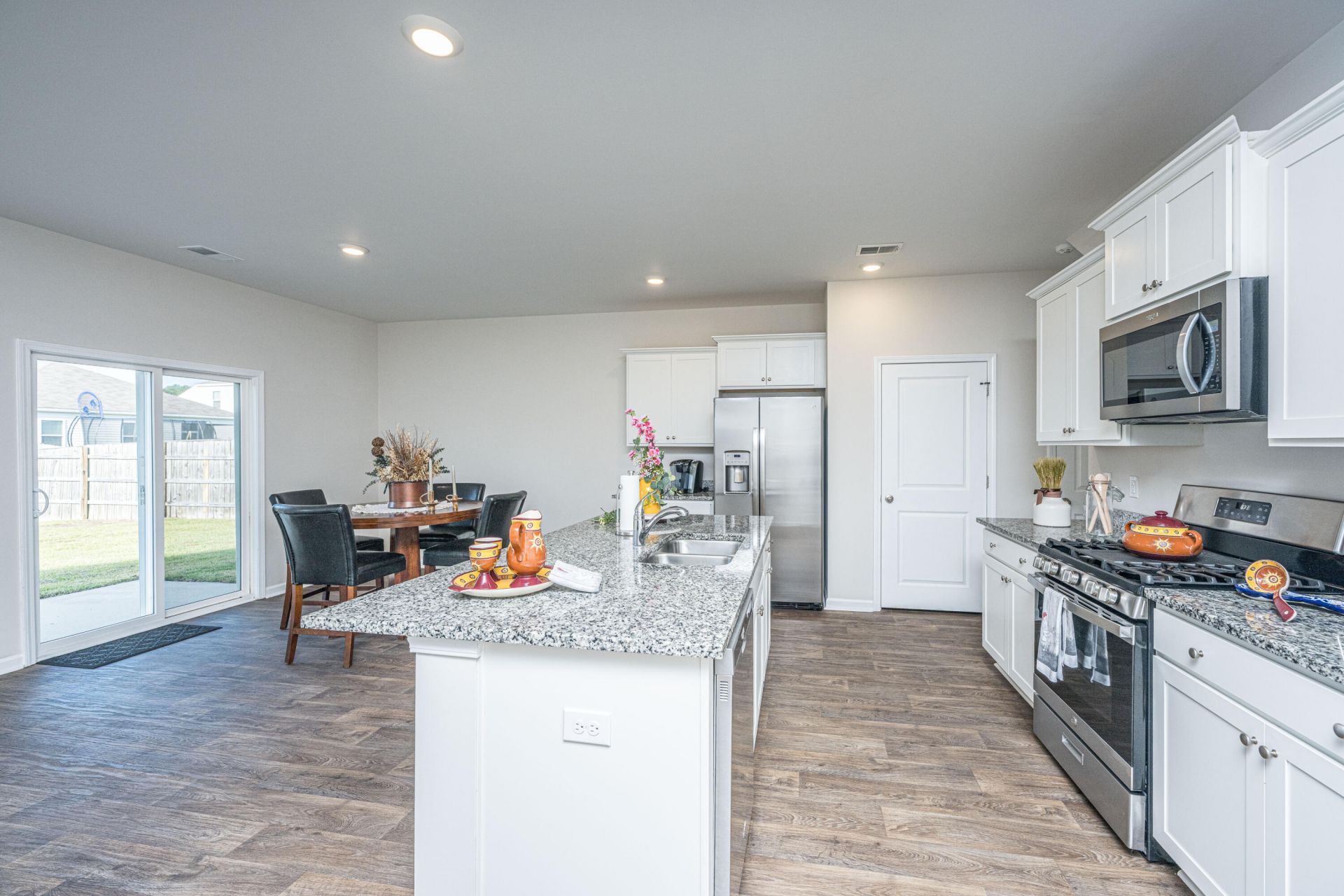 126 Lagoona Drive Photo 4