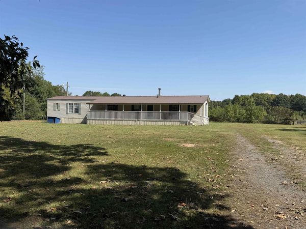 McRae, AR 72102