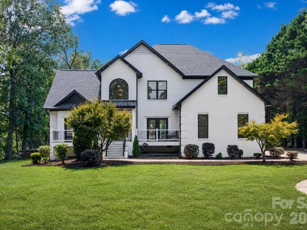 9827 Potter Road , Matthews, NC 28104