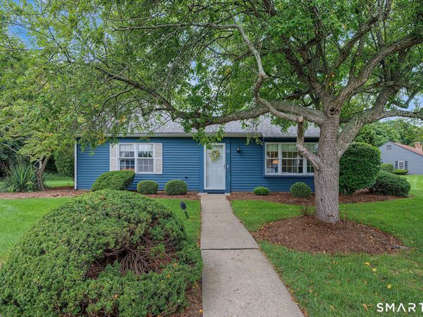 22 Thelbridge, Unit 22, Madison, CT 06443