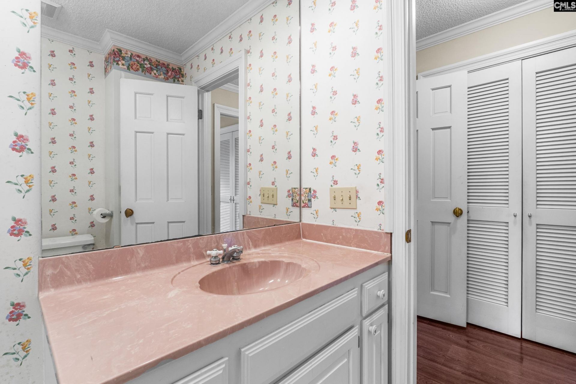 324 N Stonehedge Drive  Photo 30