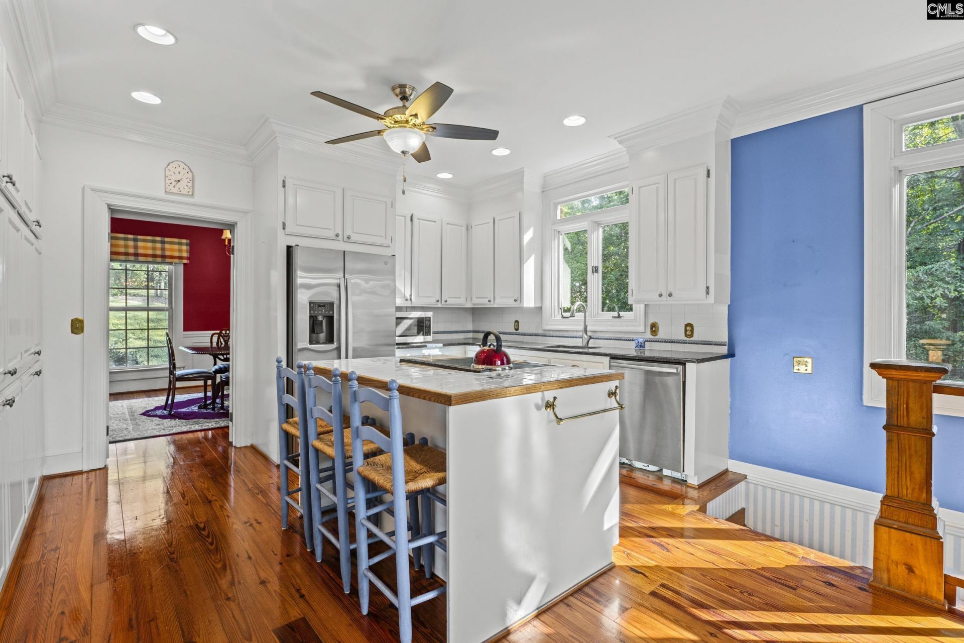 324 N Stonehedge Drive  Photo 9