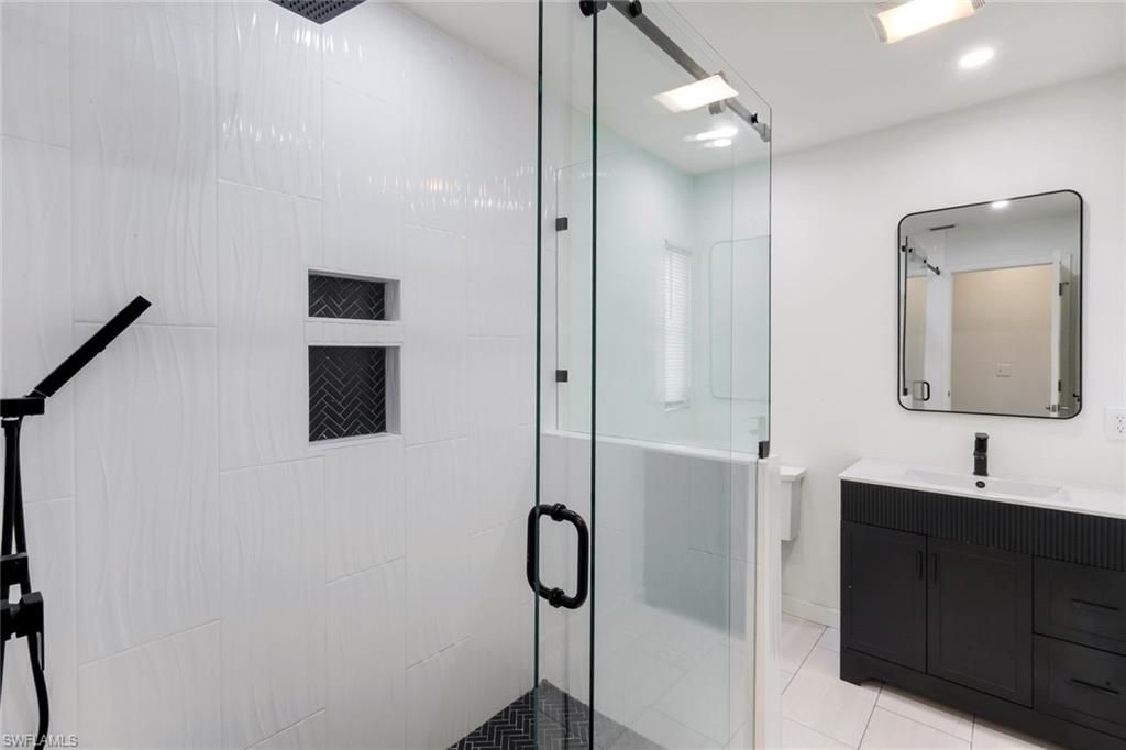 52 1st St , Bonita Springs, FL 34134 Photo