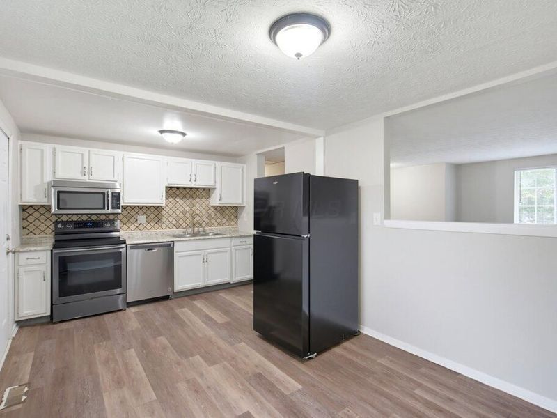 3804 Big Walnut Drive , Groveport, OH 43125 Photo 6