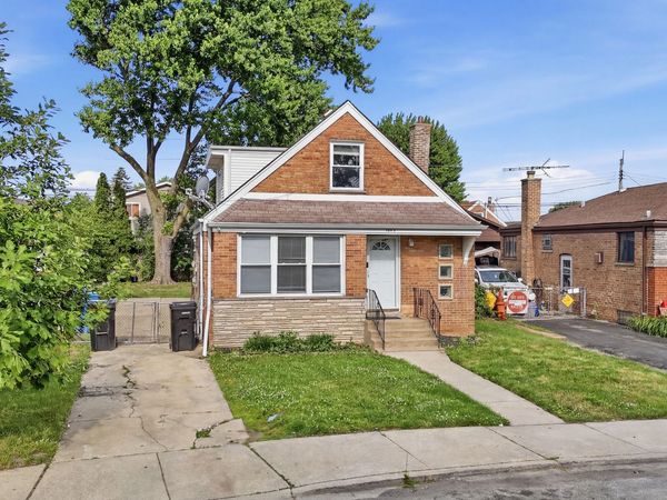 7836 S Kedvale Avenue , Chicago, IL 60652
