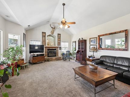 2857 Moonshine Ln, Loomis, CA 95650 Photo