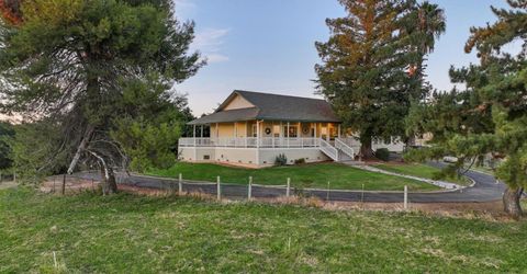 2857 Moonshine Ln, Loomis, CA 95650 Photo