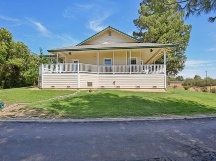 2857 Moonshine Ln, Loomis, CA 95650 Photo