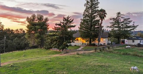 2857 Moonshine Ln, Loomis, CA 95650 Photo