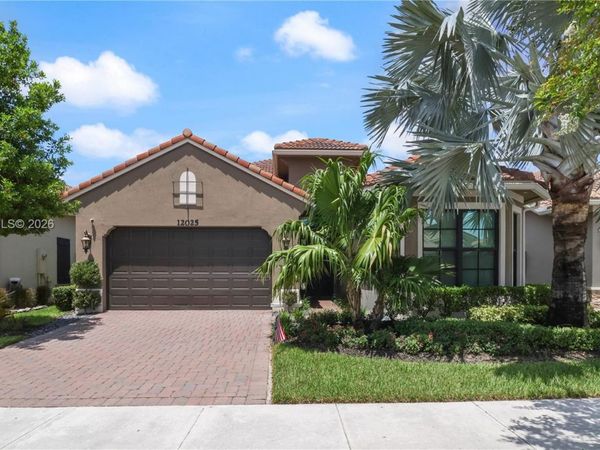 12025 Kalmar Cir North, Parkland, FL 33076