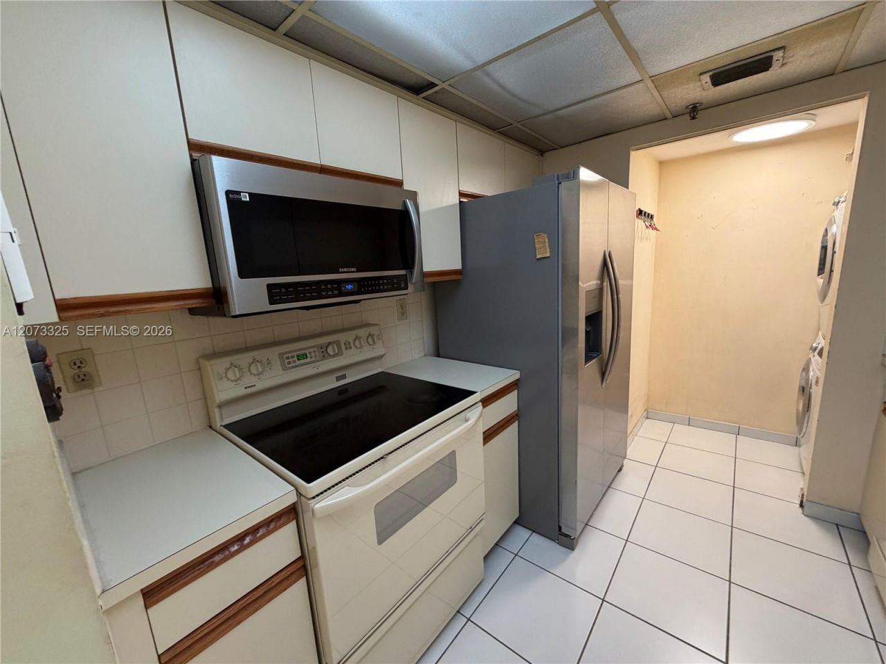 2457 Collins Ave , Unit 1405, Miami Beach, FL 33140 Photo