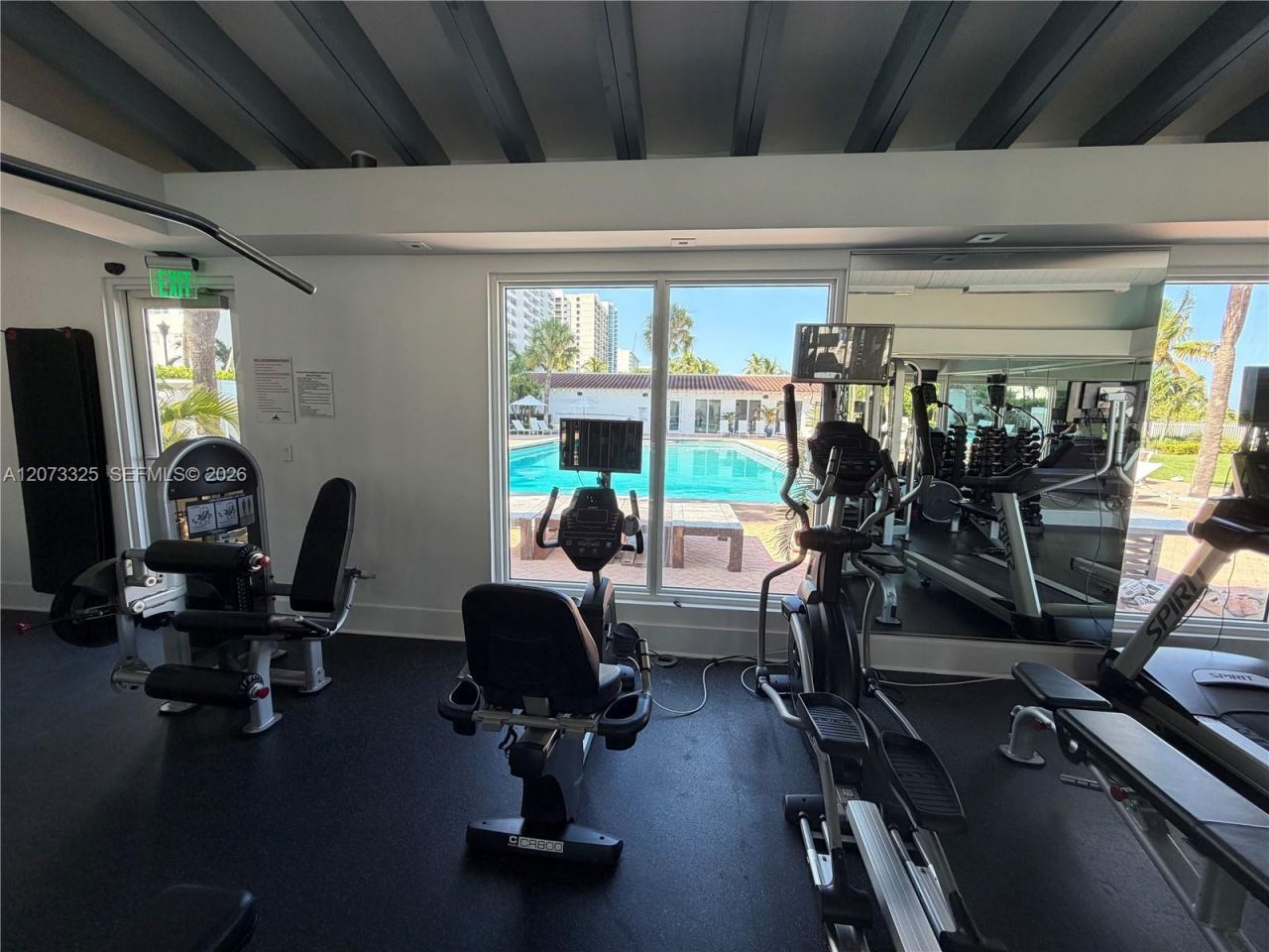 2457 Collins Ave , Unit 1405, Miami Beach, FL 33140 Photo