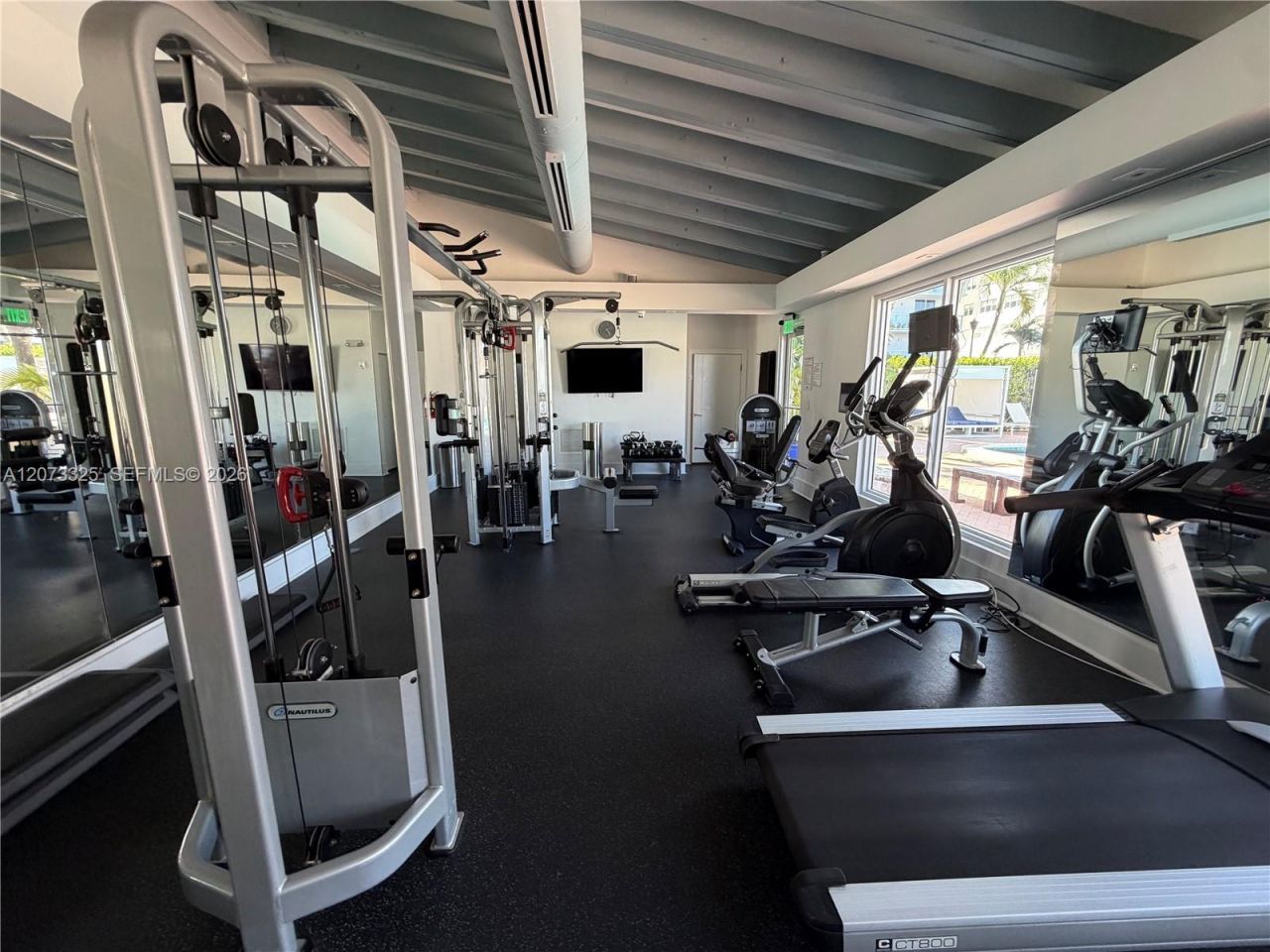 2457 Collins Ave , Unit 1405, Miami Beach, FL 33140 Photo