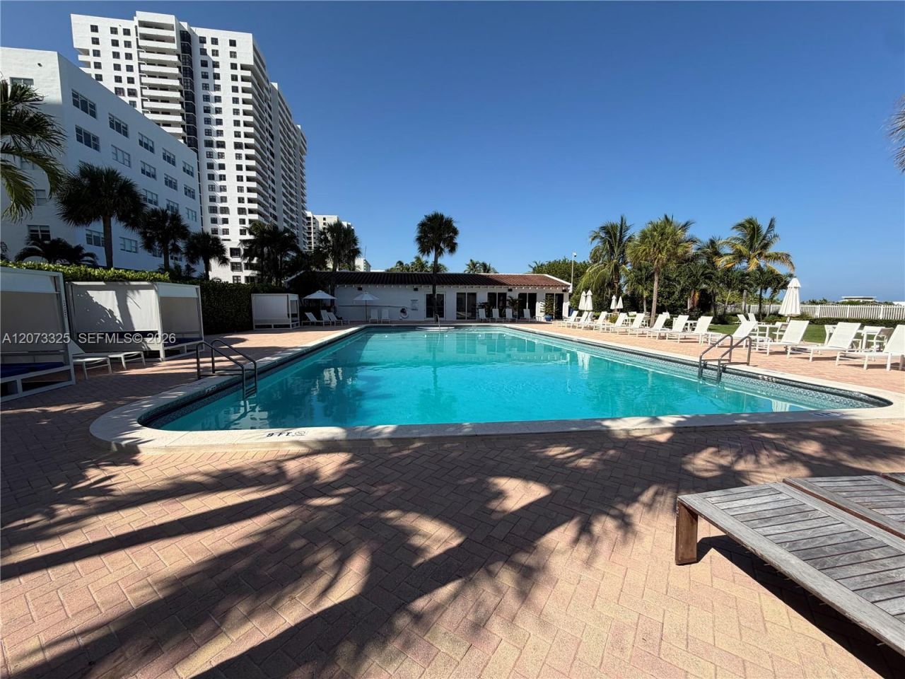 2457 Collins Ave , Unit 1405, Miami Beach, FL 33140 Photo