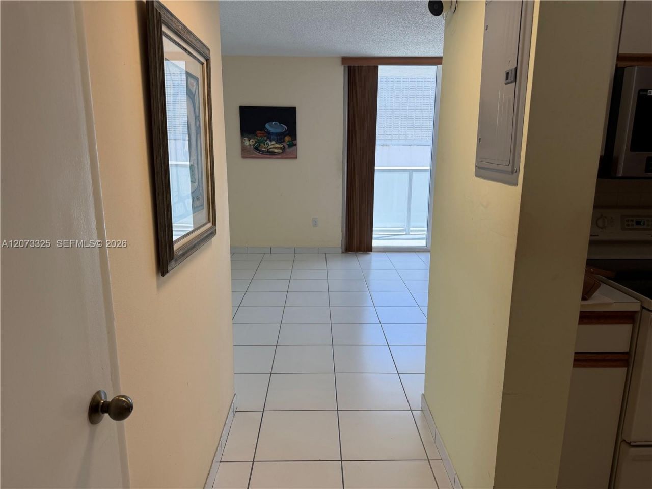 2457 Collins Ave , Unit 1405, Miami Beach, FL 33140 Photo