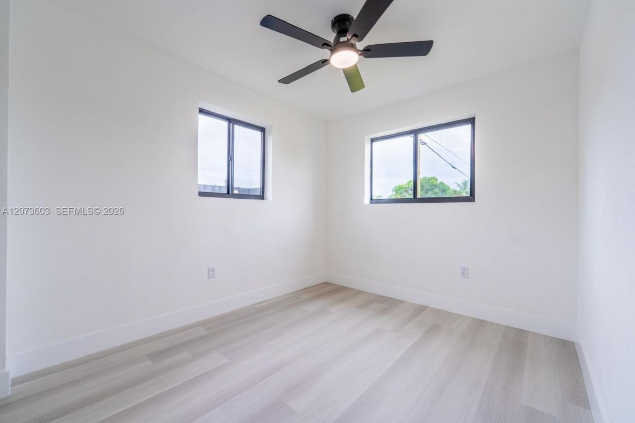 1301 NW 176th Ter , Miami Gardens, FL 33169 Photo