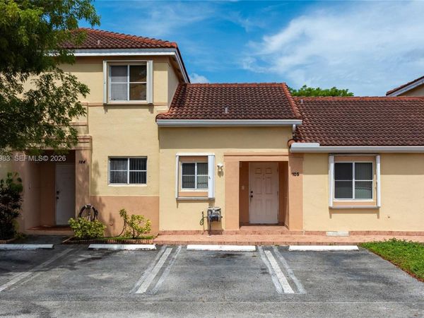 330 NW 114th Ave , Unit 7-105, Sweetwater, FL 33172