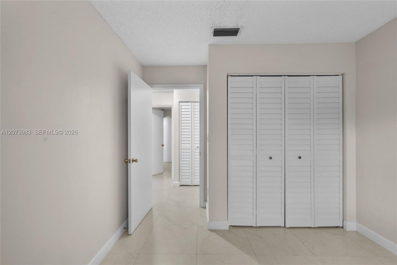 330 NW 114th Ave , Unit 7-105, Sweetwater, FL 33172 Photo