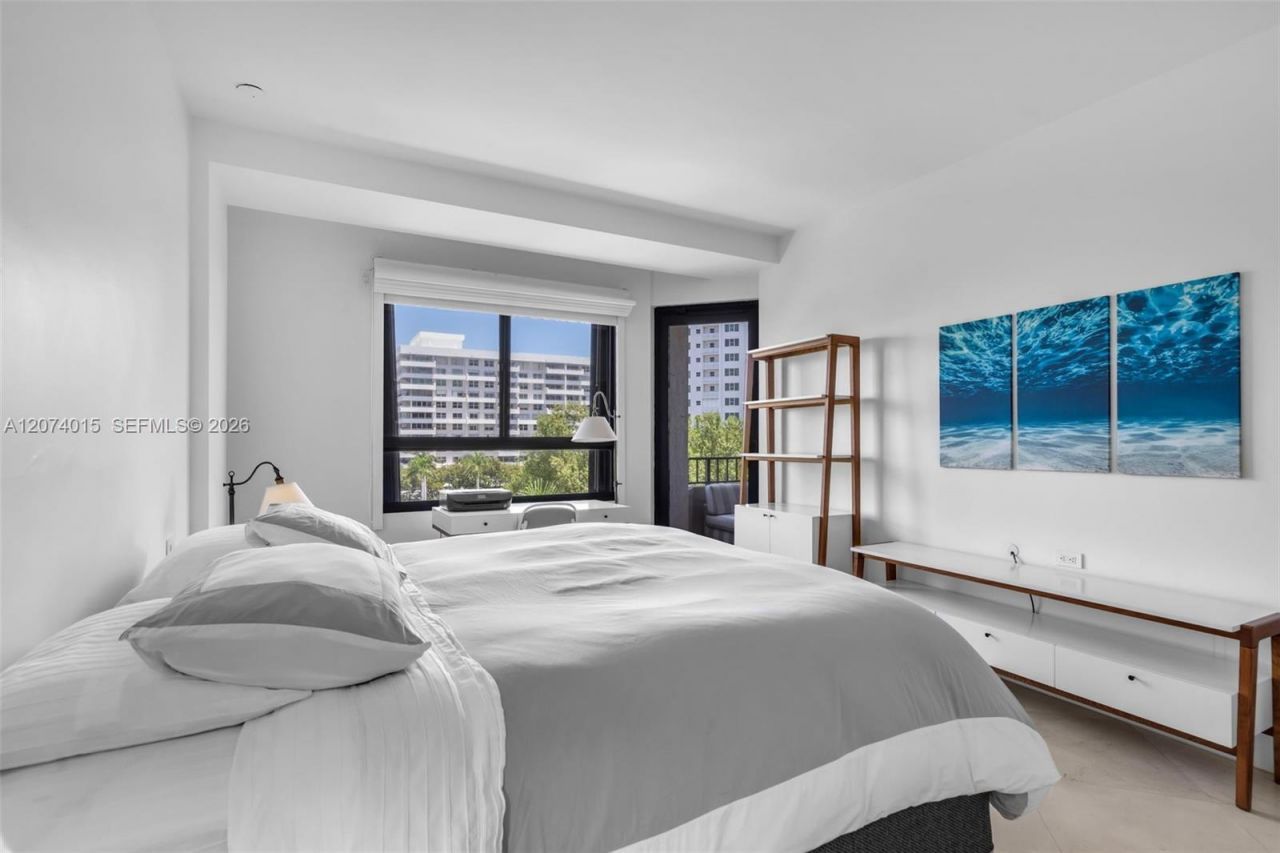 251 Crandon Blvd, Unit 431, Key Biscayne, FL 33149 Photo