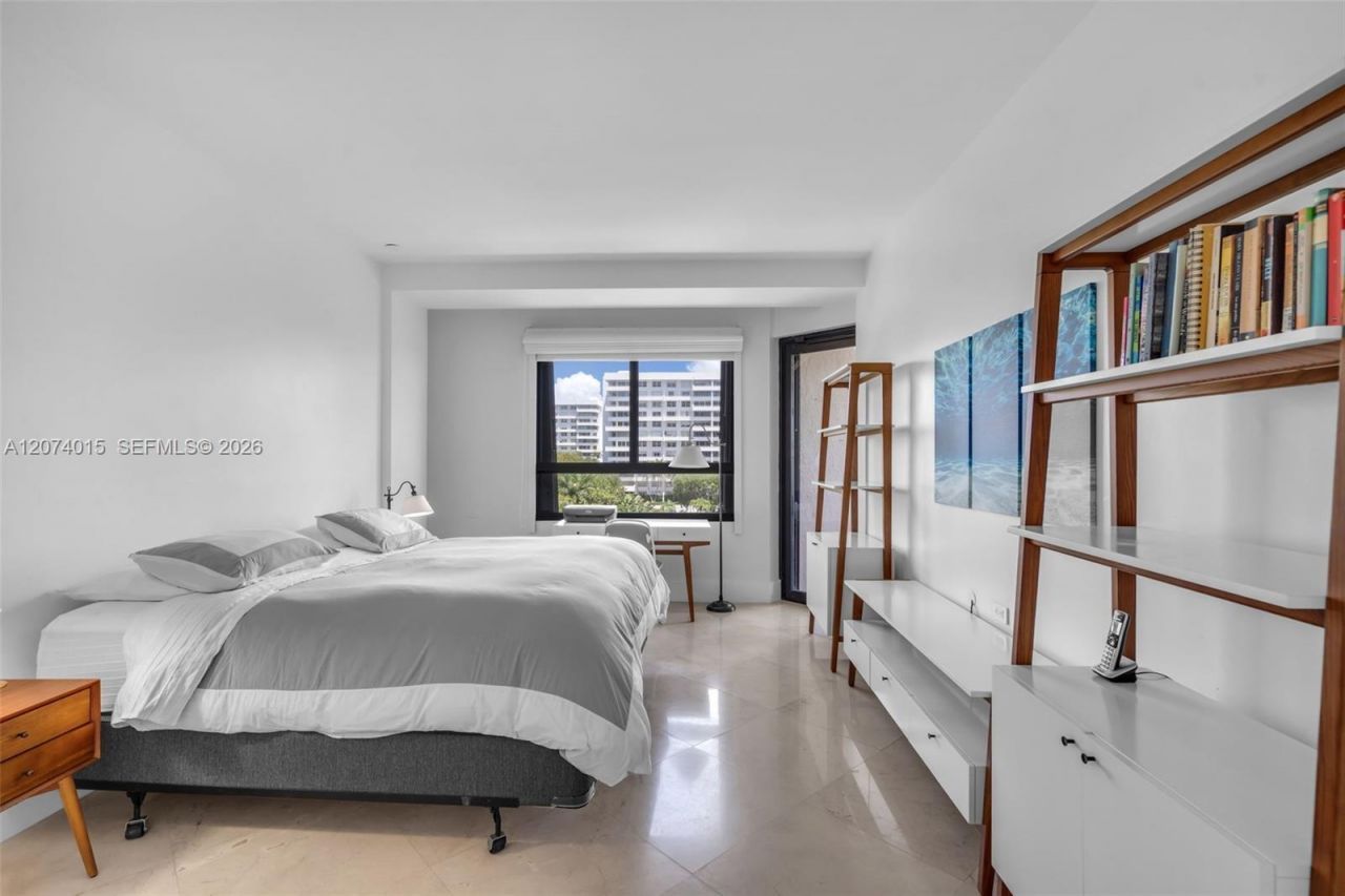 251 Crandon Blvd, Unit 431, Key Biscayne, FL 33149 Photo