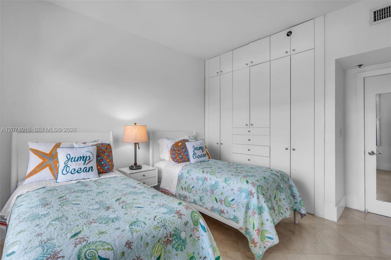 251 Crandon Blvd, Unit 431, Key Biscayne, FL 33149 Photo
