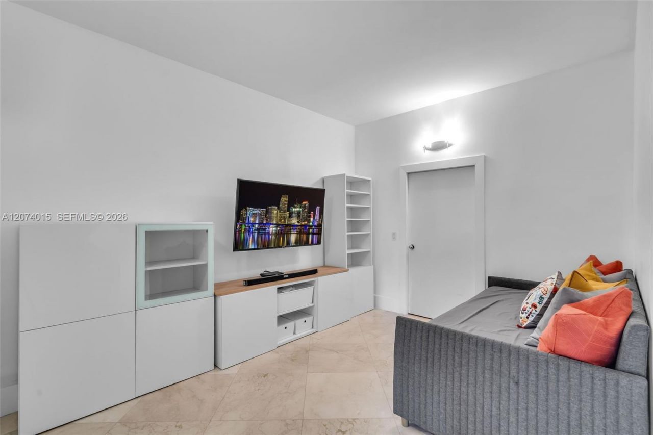 251 Crandon Blvd, Unit 431, Key Biscayne, FL 33149 Photo