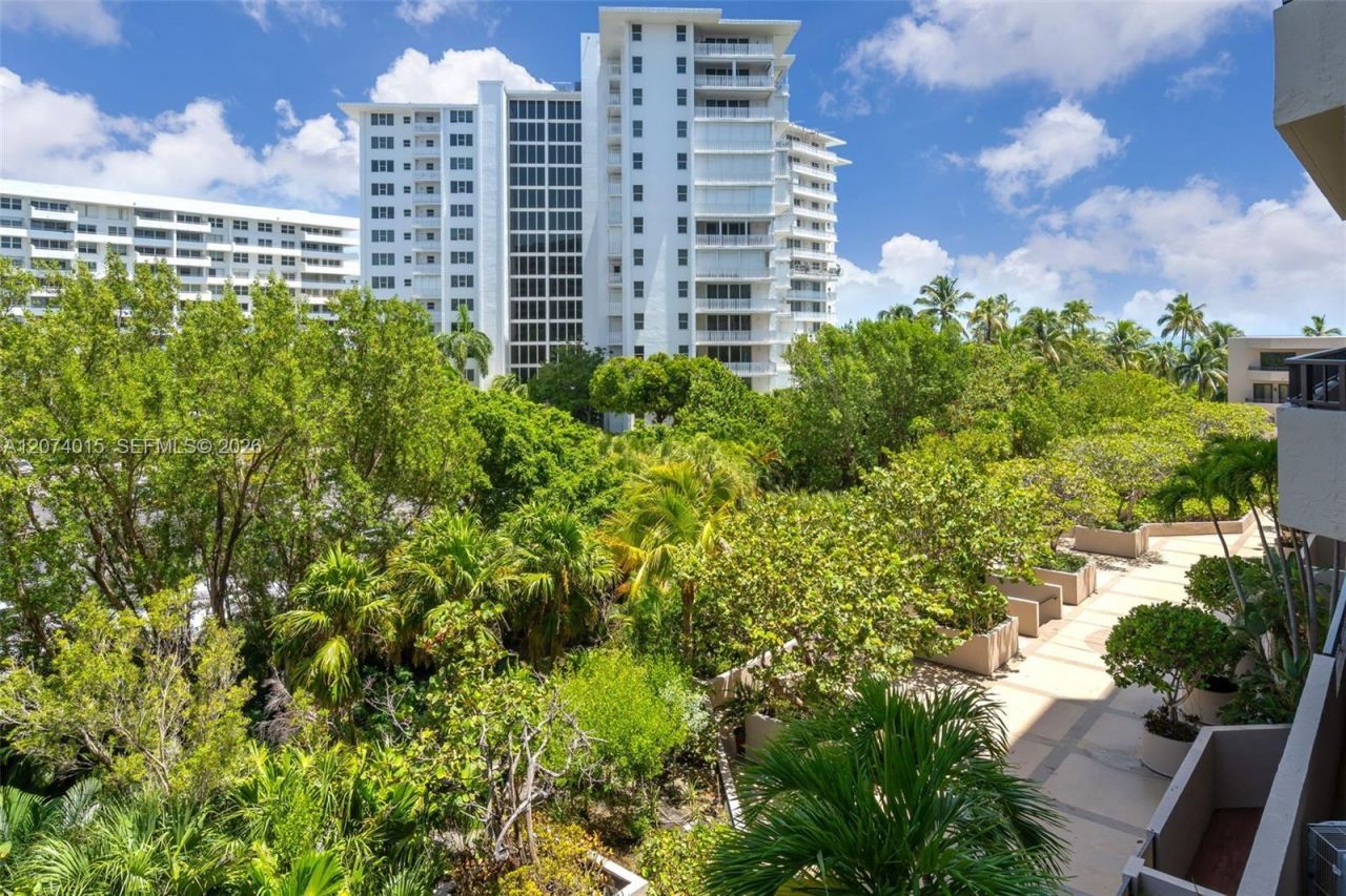 251 Crandon Blvd, Unit 431, Key Biscayne, FL 33149 Photo