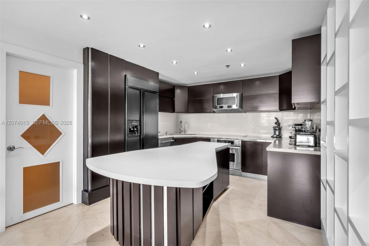 251 Crandon Blvd, Unit 431, Key Biscayne, FL 33149 Photo