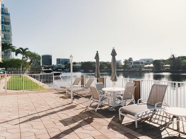 9111 E Bay Harbor Dr, Unit 5B, Bay Harbor Islands, FL 33154