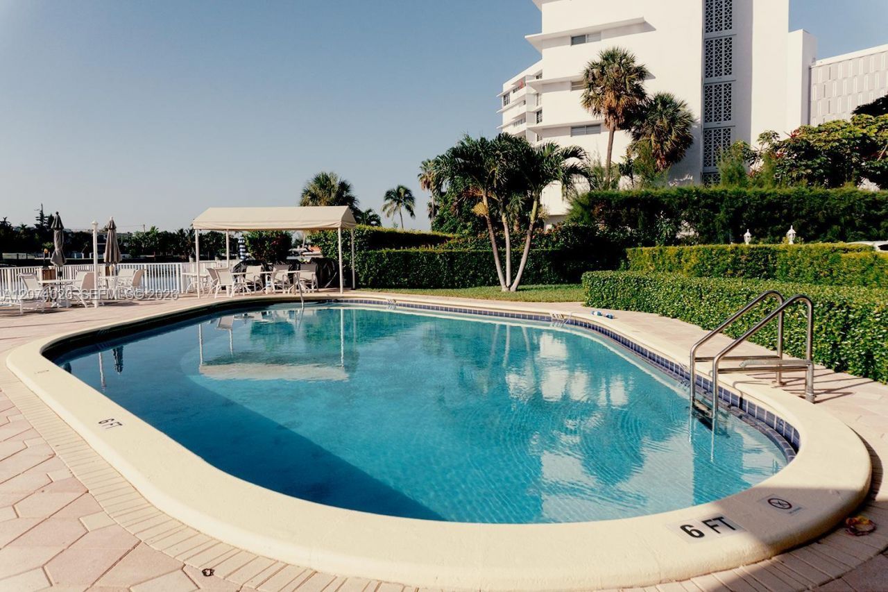9111 E Bay Harbor Dr, Unit 5B, Bay Harbor Islands, FL 33154 Photo