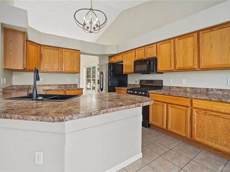 466 Lake Haven Court, Lebanon, OH 45036 Photo 18