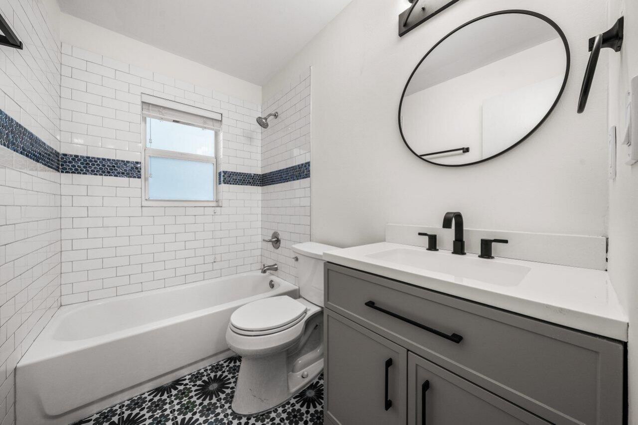 638 SW 4th Avenue, Boynton Beach, FL 33426 Photo