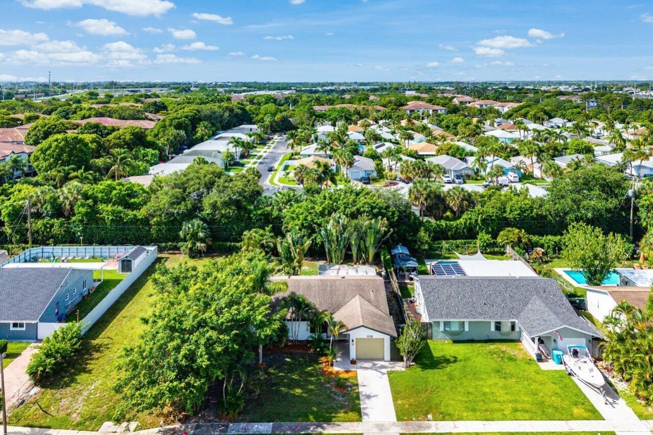 638 SW 4th Avenue, Boynton Beach, FL 33426 Photo