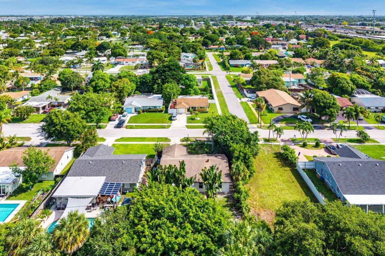 638 SW 4th Avenue, Boynton Beach, FL 33426 Photo