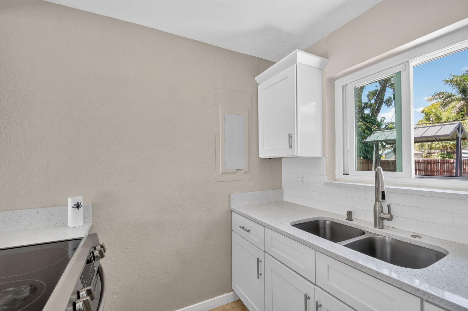 907 Wright Drive, Lake Worth Beach, FL 33461 Photo