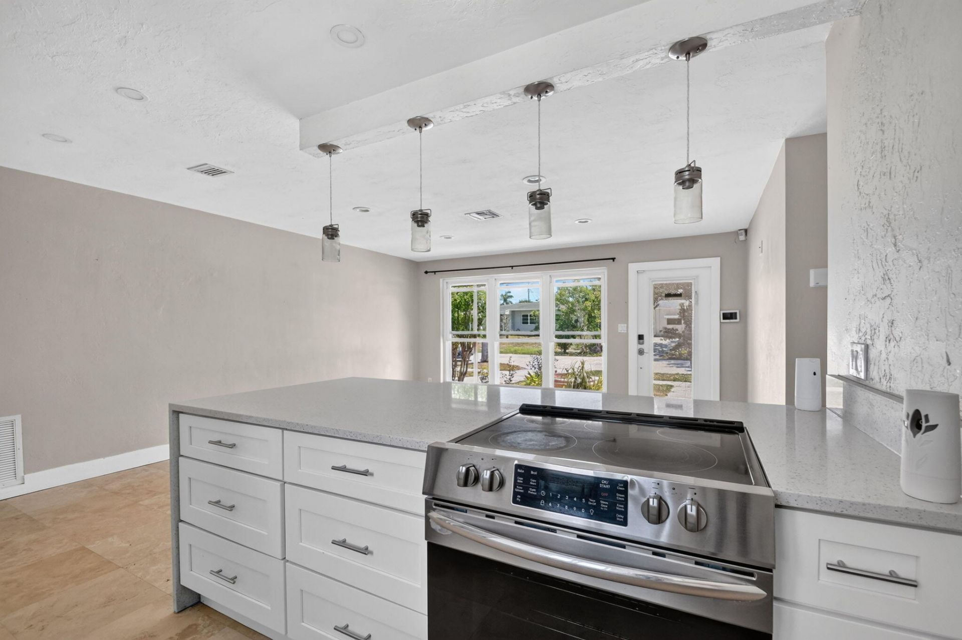 907 Wright Drive, Lake Worth Beach, FL 33461 Photo